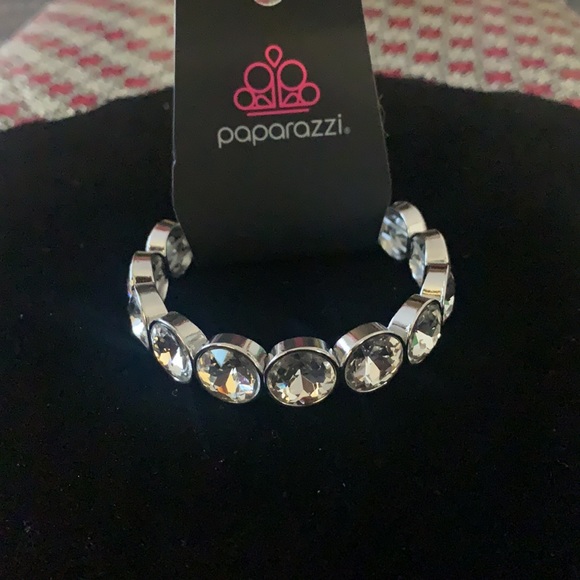 Paparazzi Bracelets $10 or all 5 items for $40 - Picture 4 of 5